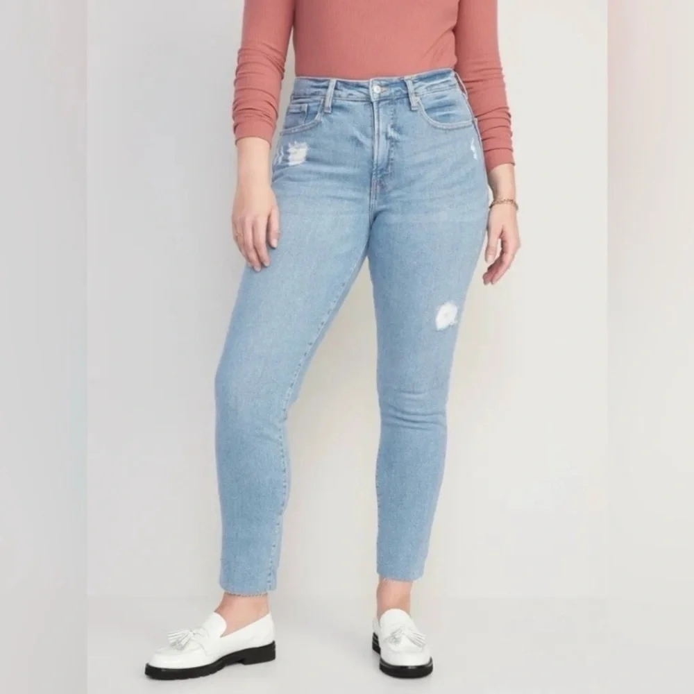 Old Navy High-Rise O.G. Straight secret-smooth pockets distressed jeans EUC sz 0 - Picture 2 of 6